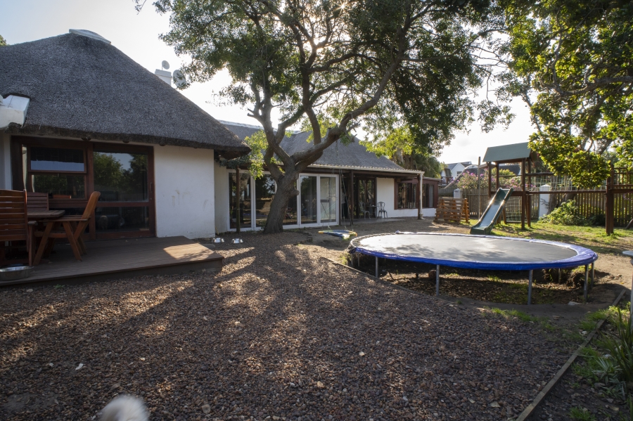 7 Bedroom Property for Sale in St Francis Bay Village Eastern Cape